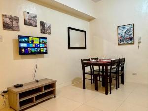 The Infinity Condominium BGC at high Street