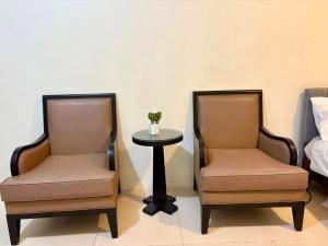 The Infinity Condominium BGC at high Street