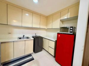 The Infinity Condominium BGC at high Street