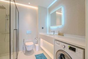 Two Bedroom Sea View by Triple 8 Asia