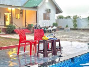 Friends Farm House - The Dream Stays ll Pvt Pool ll 3 Bhk ll Big Lawn