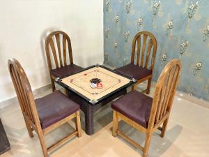 Friends Farm House - The Dream Stays ll Pvt Pool ll 3 Bhk ll Big Lawn