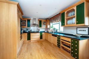 Veeve - Clarendon Townhouse