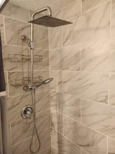 Eight Street Apartments