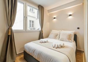 Montmartre - Deluxe studio with lift for 4