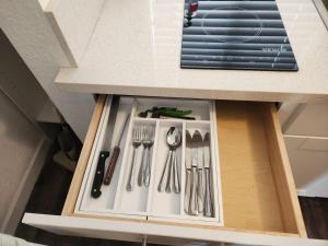 Eight Street Apartments