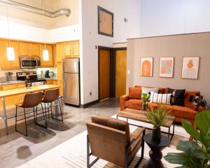 Oasis Getaway in Manchester, Richmond