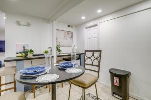 1 Mi to the Metro! Centrally Located Apt Near DC