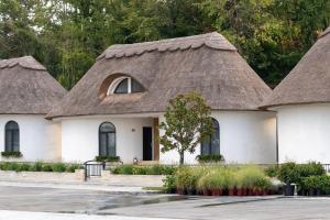 Ayana Coral Bay Resort