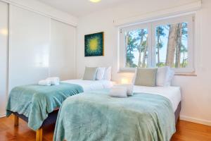 Vita Portucale ! Aroeira 4 Bdr Pool & Golf Retreat