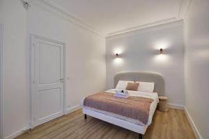 Apartement Center of Paris by Studio prestige