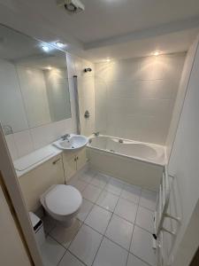 Oxford rd skyline 2BR city centre retreat