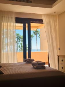 Sunny Sea Oasis - Estepona