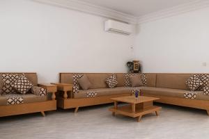 Elegant Villa with Private Pool in South Hammamet 2P