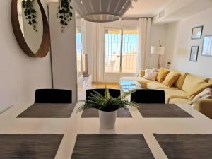 Duplex Penthouse With 4 Bedrooms