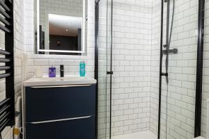 Studio 104 le Graphite - Modern & Elegant