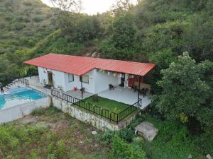 Almora Farm