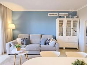 Duplex Penthouse With Pool A114