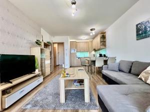 UniversityAquaticumGreatForestClinicalCenter