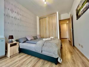 UniversityAquaticumGreatForestClinicalCenter