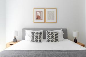 Blueground Gowanus pool wd nr park NYC-1841