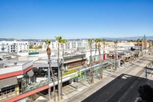 Marina del Rey 2BR w Pool Gym nr beach LAX-636