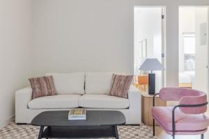 Blueground Greenpoint view nr Transmitter Park NYC-1896