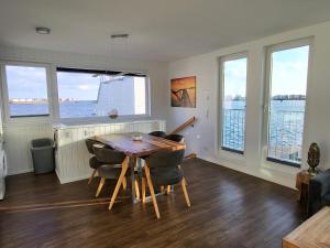 Schwimmendes Ferienhaus Swimming Lounge