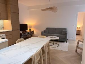 Apartment 2 or 4 people Eiffel Tower and Invalides