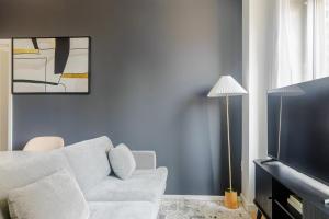 Blueground Midtown South rooftop nr Bryant Park NYC-2026