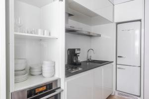 Blueground Midtown South rooftop nr Bryant Park NYC-2026