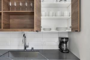 Blueground West Queen Anne view nr Kerry Park SEA-934