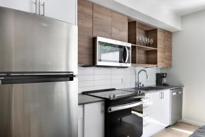 Blueground West Queen Anne view nr Kerry Park SEA-934