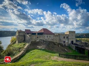 Nastawka Cottage Creativity and Regeneration