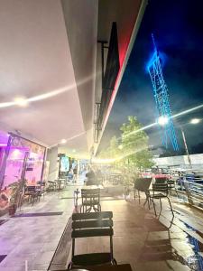 The Robertson Residence Kuala Lumpur by Alan