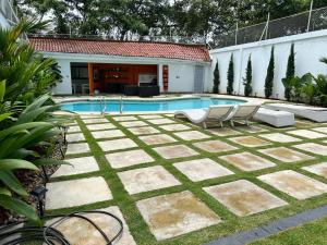 Casa de lujo en Cali con Piscina Privada y BBQ