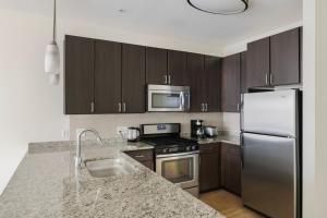 Blueground Assembly Square view nr Mystic River BOS-1252