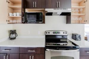 Blueground Foster City pool nr Bay Trail SFO-2079