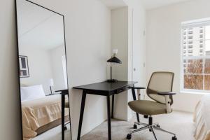 Blueground Hudson Exchange pool nr Liberty Park NYC-2174