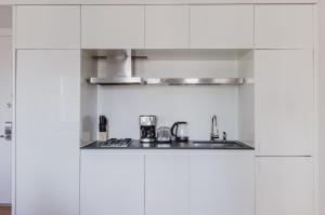 Blueground Midtown gym AC nr Times Sq NYC-1548