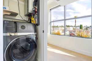 Blueground East Hollywood rooftop nr Griffith Park LAX-1337