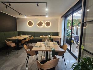 Restauracja i Noclegi Pod Kasztanami