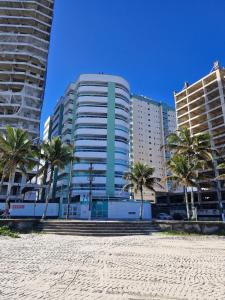 Ap Frente Mar, wi-fi, piscina, pet, check-in e check-out flexíveis