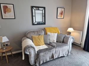 Home Sweet Home, Calverley Court Apartment Coventry England