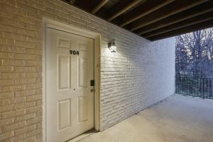 Stylish Highland Park 2BR 2BA Stay