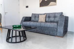 New 2 bedroom flat in Aglantzia