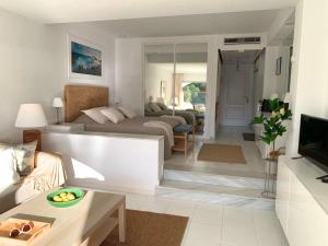 Large Studio 400m From The beach