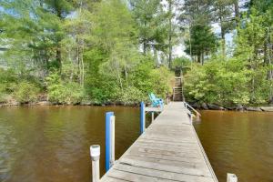 Peaceful Long Pond Cottage with Dock and Views