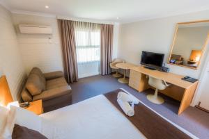 Hospitality Carnarvon, SureStay Collection by Best Western