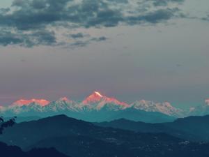 Skyline Retreat Lungchu
